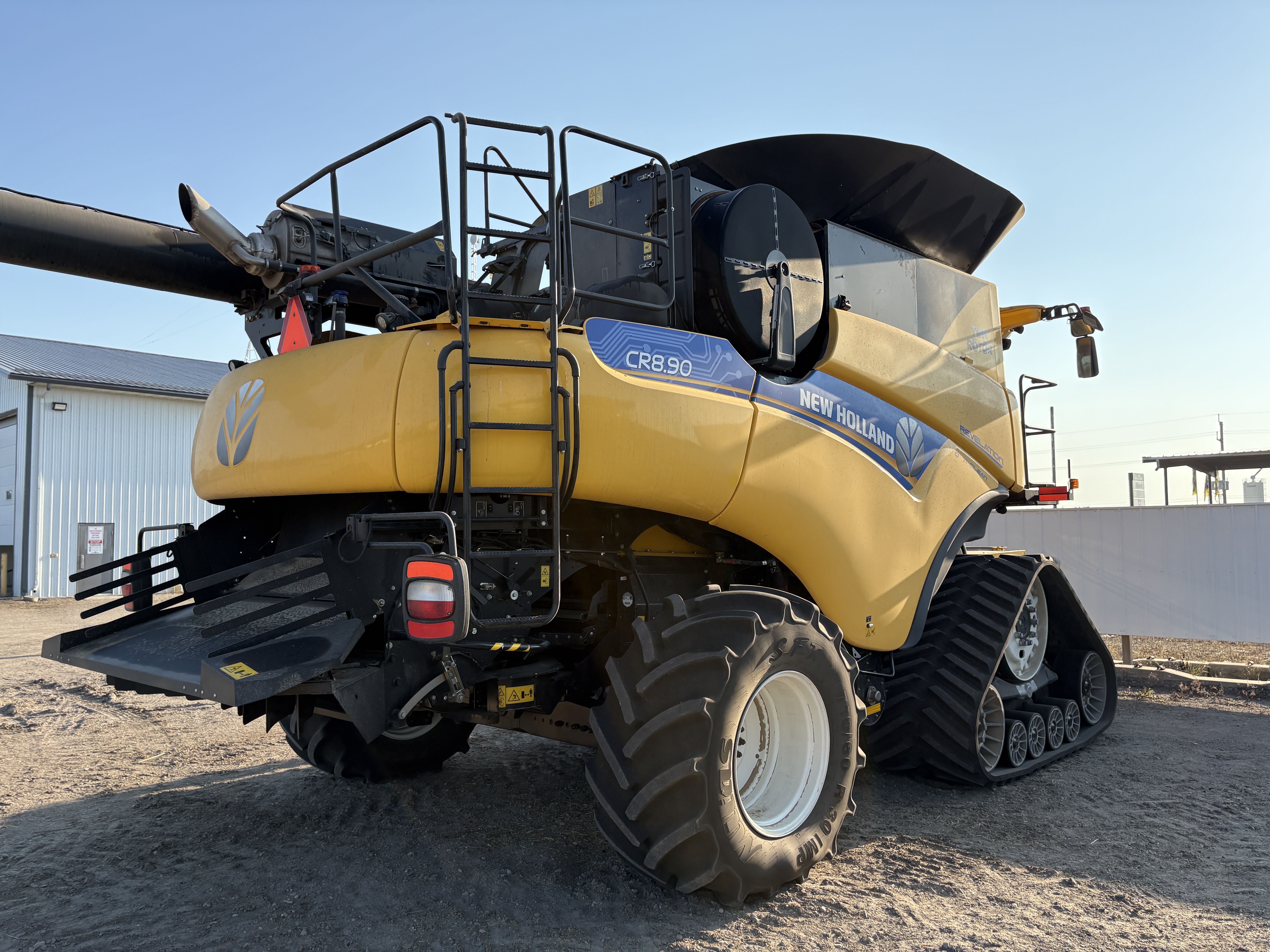 2021 New Holland CR8.90Z Combine