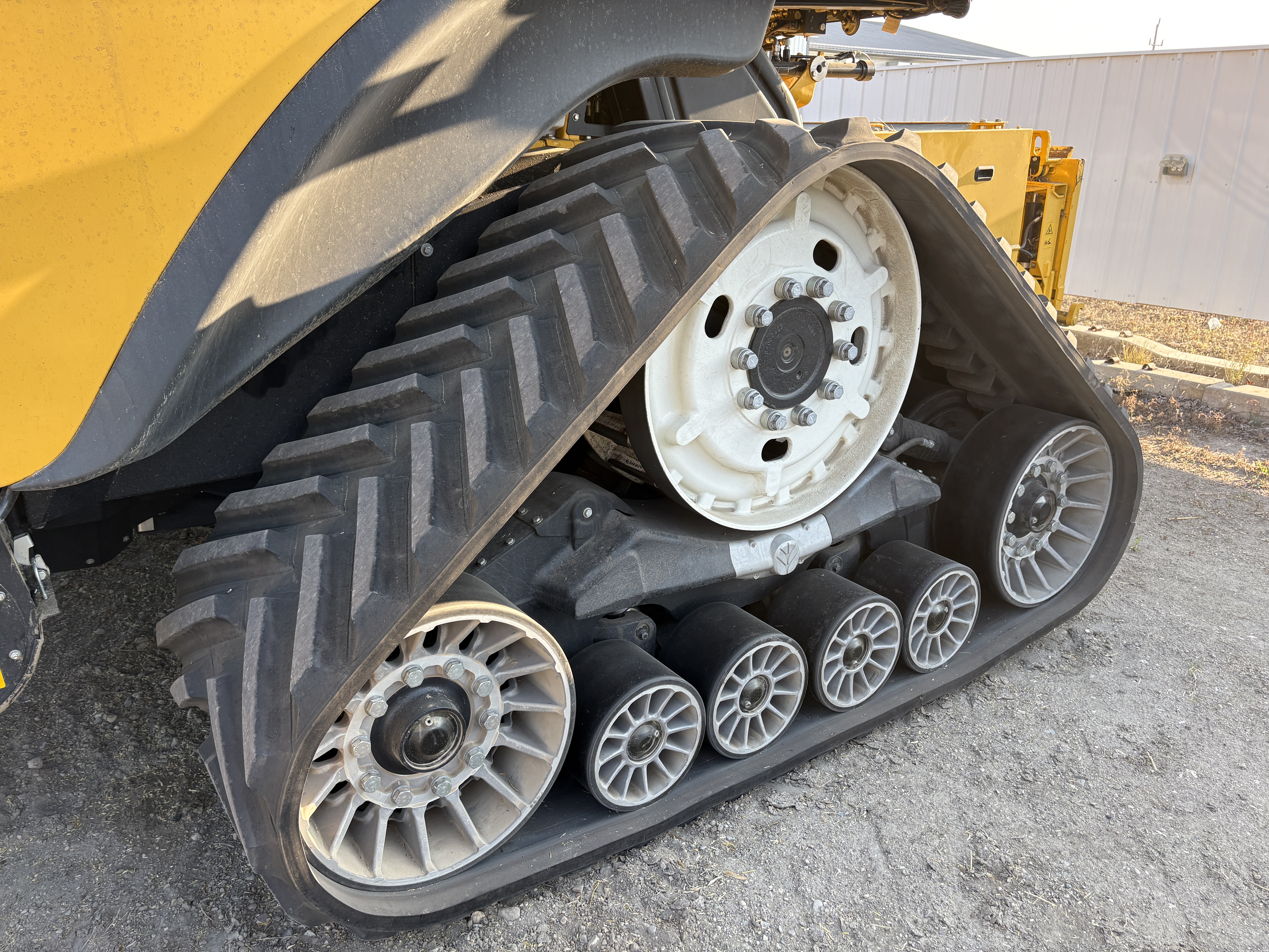 2021 New Holland CR8.90Z Combine