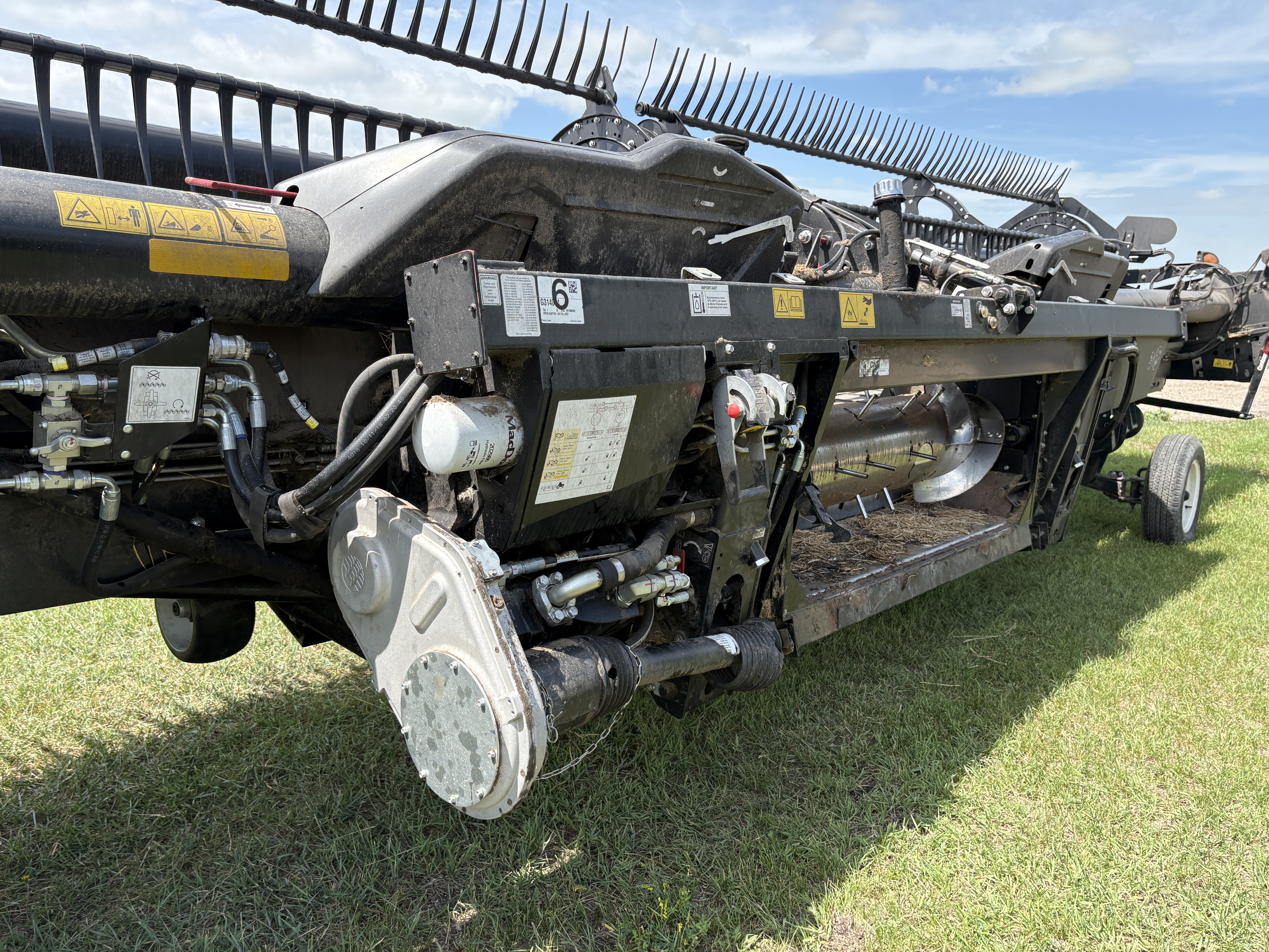 2019 MacDon FD135 Header Draper Flex