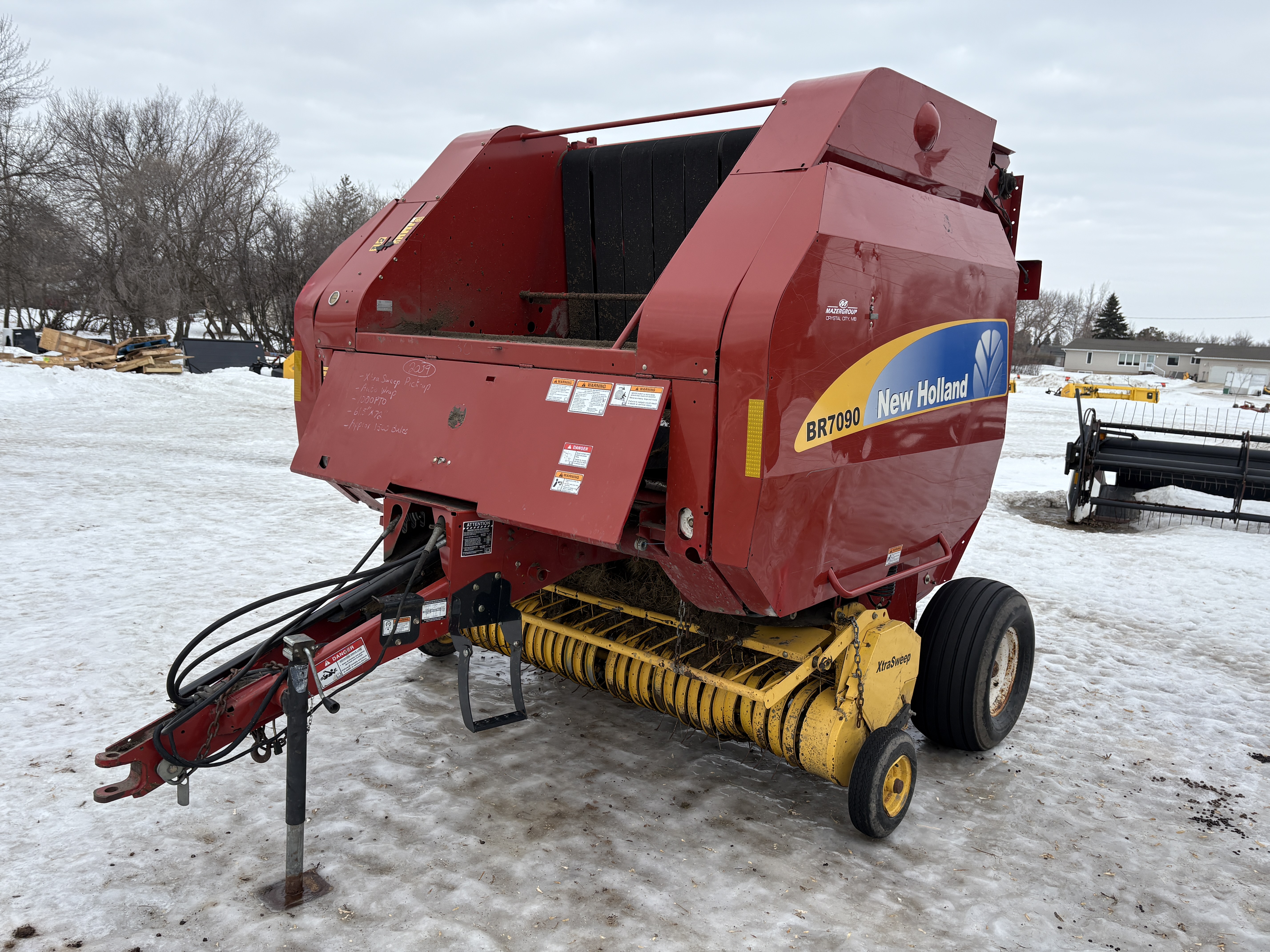 2009 New Holland BR7090 Baler/Round