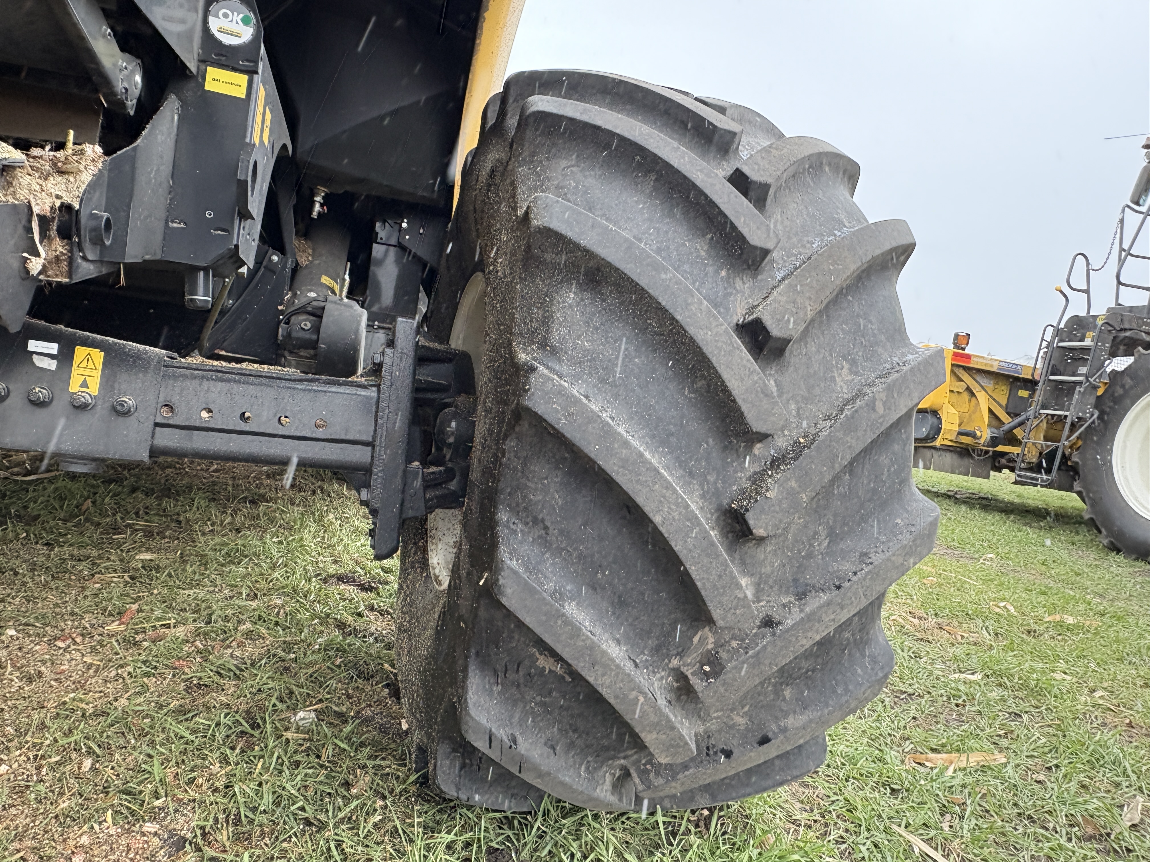 2024 New Holland CX8.80 Combine