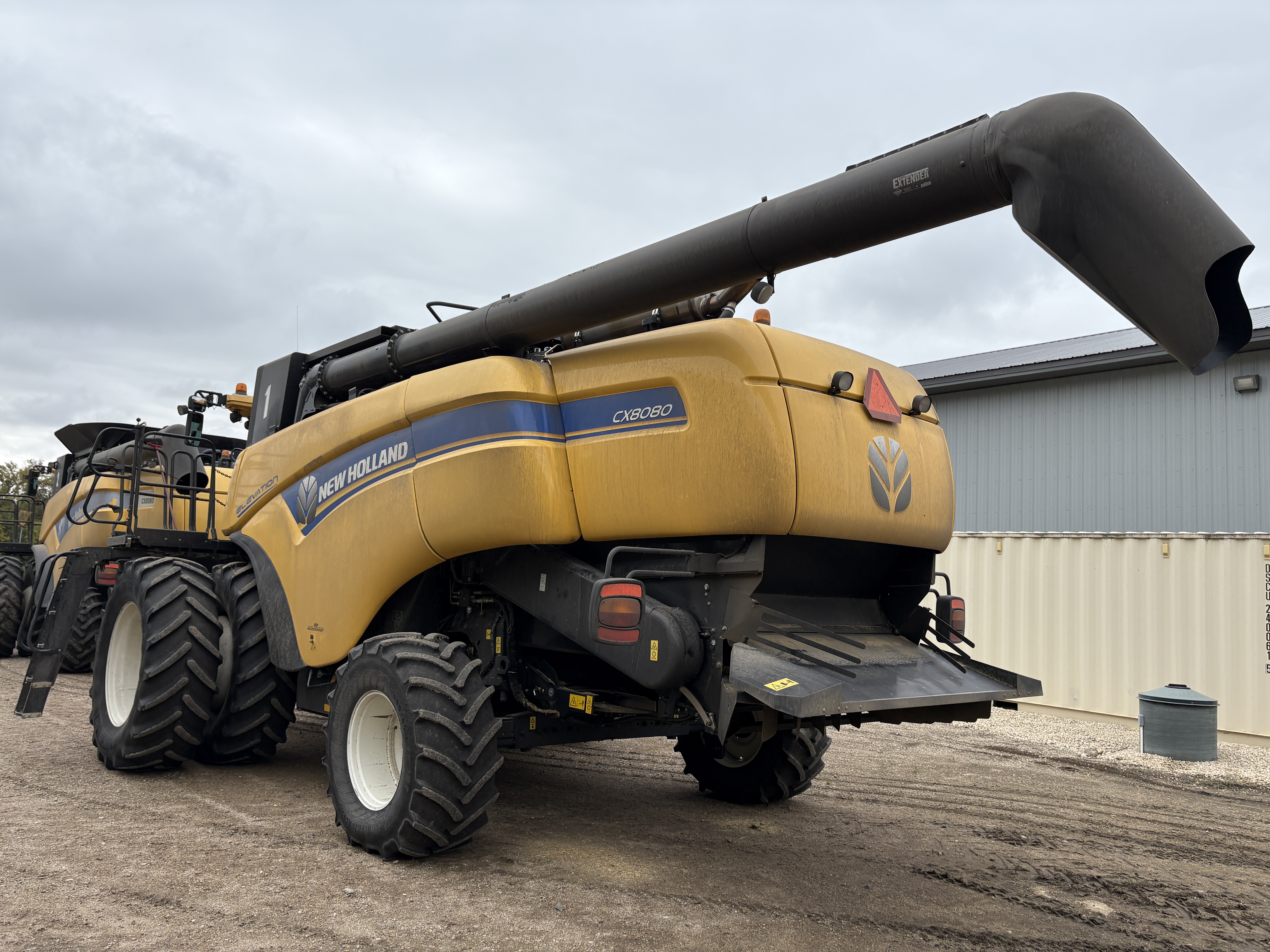 2014 New Holland CX8080 Combine