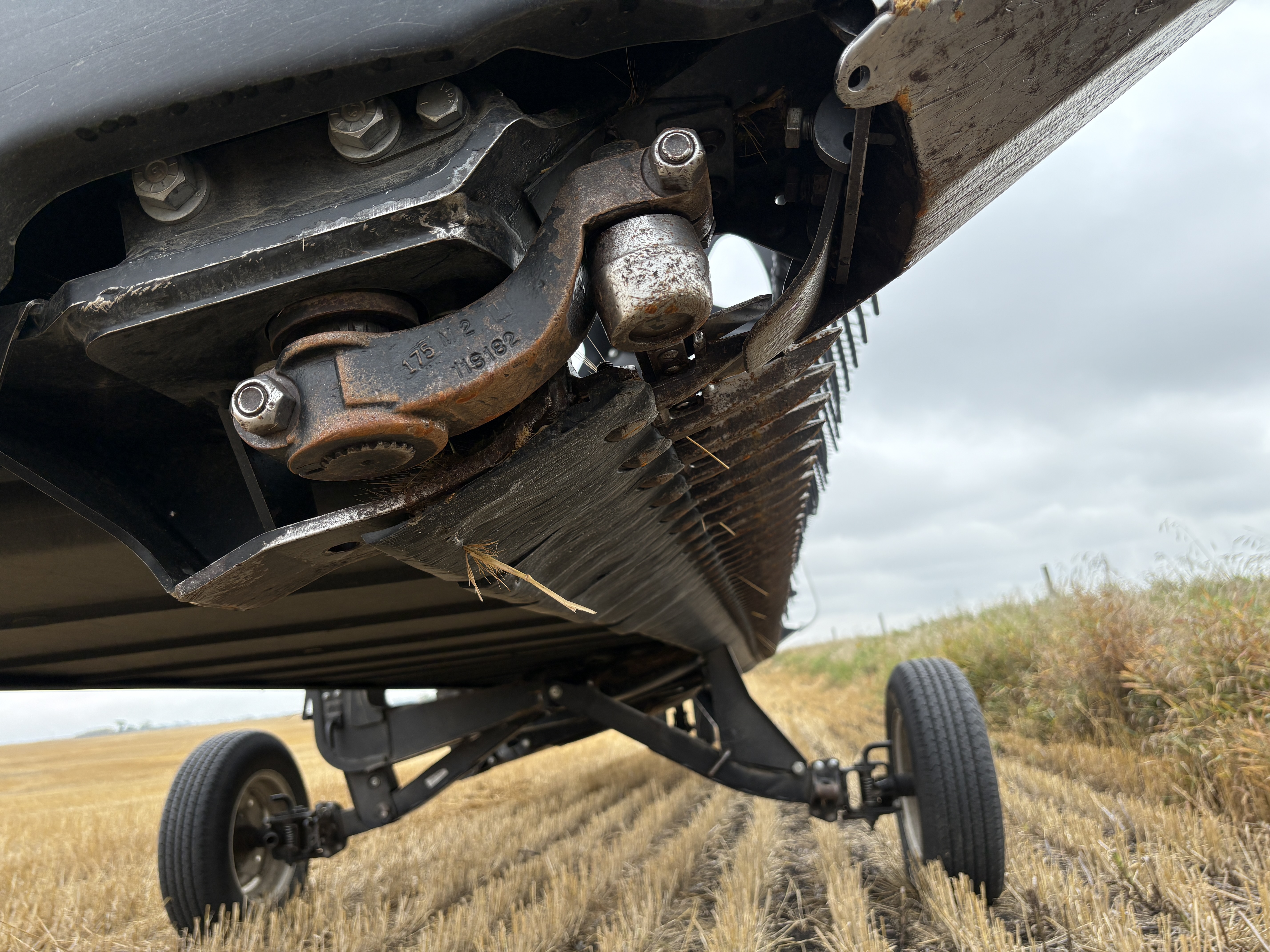 2018 MacDon FD140 Header Draper Flex