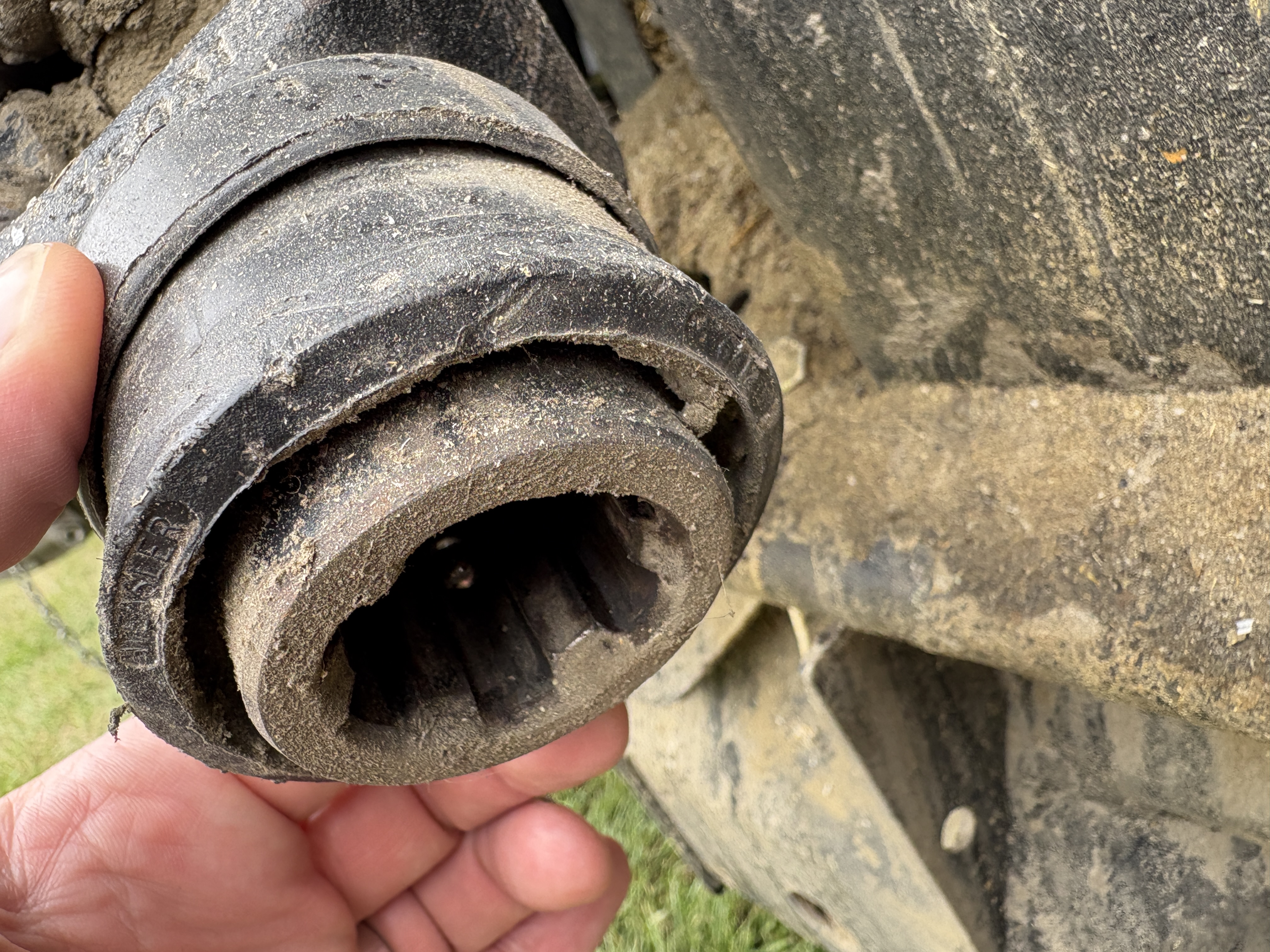 2015 MacDon FD75-40 Header Draper Flex