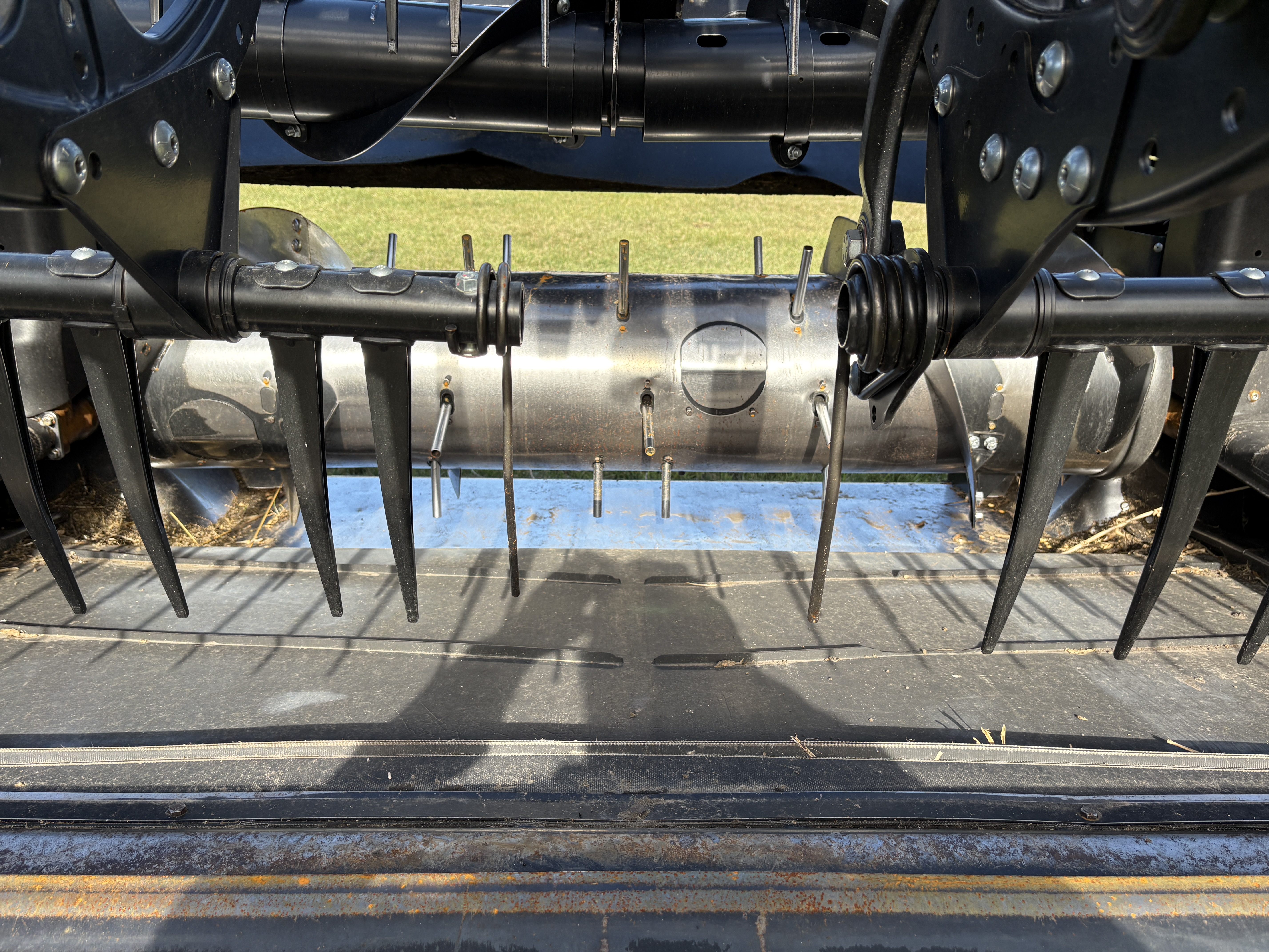 2018 MacDon FD135 Header Draper Flex