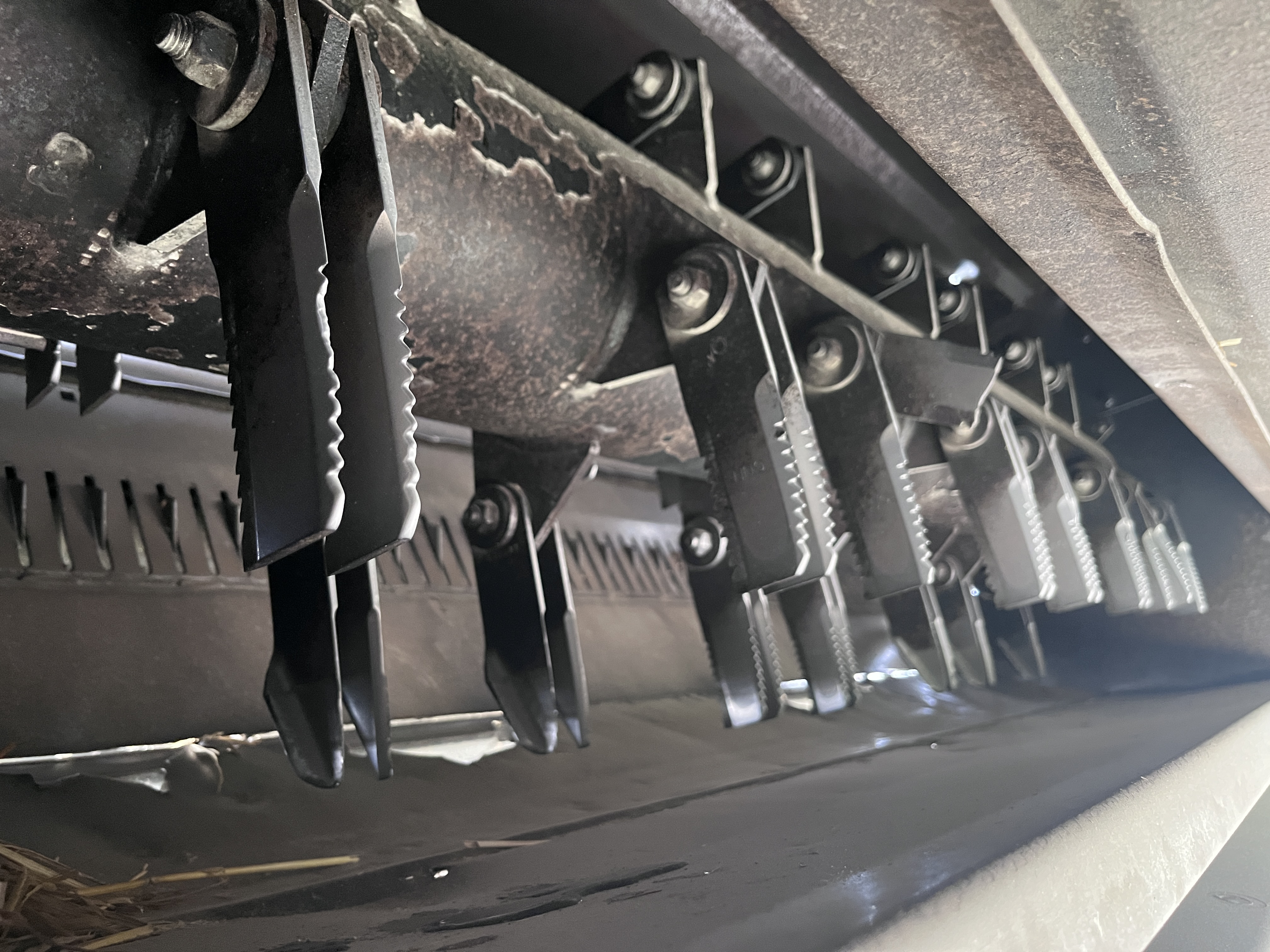 2009 New Holland CR9080 Combine