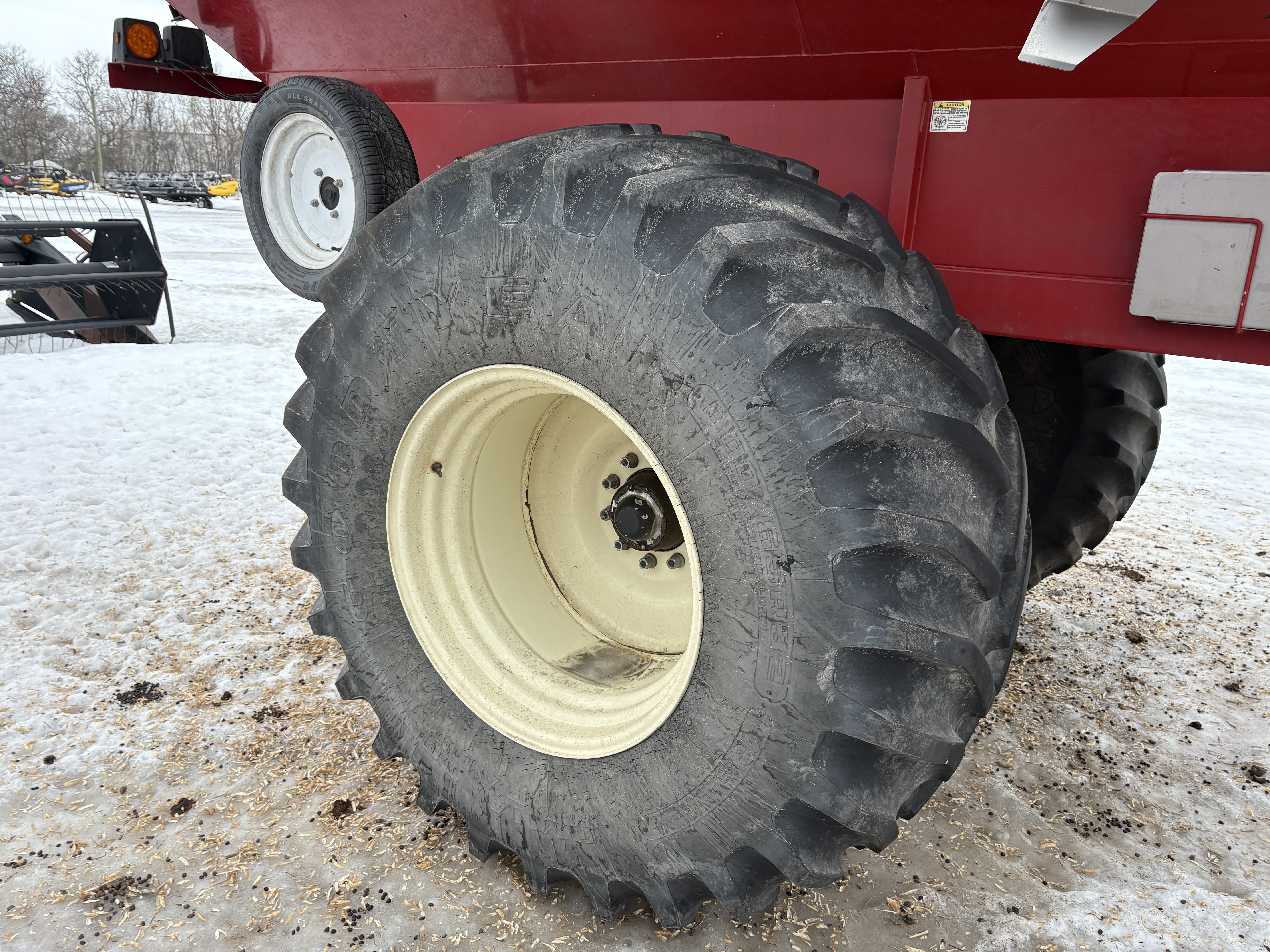 2017 Valmar 8611 Fertilizer Spreader