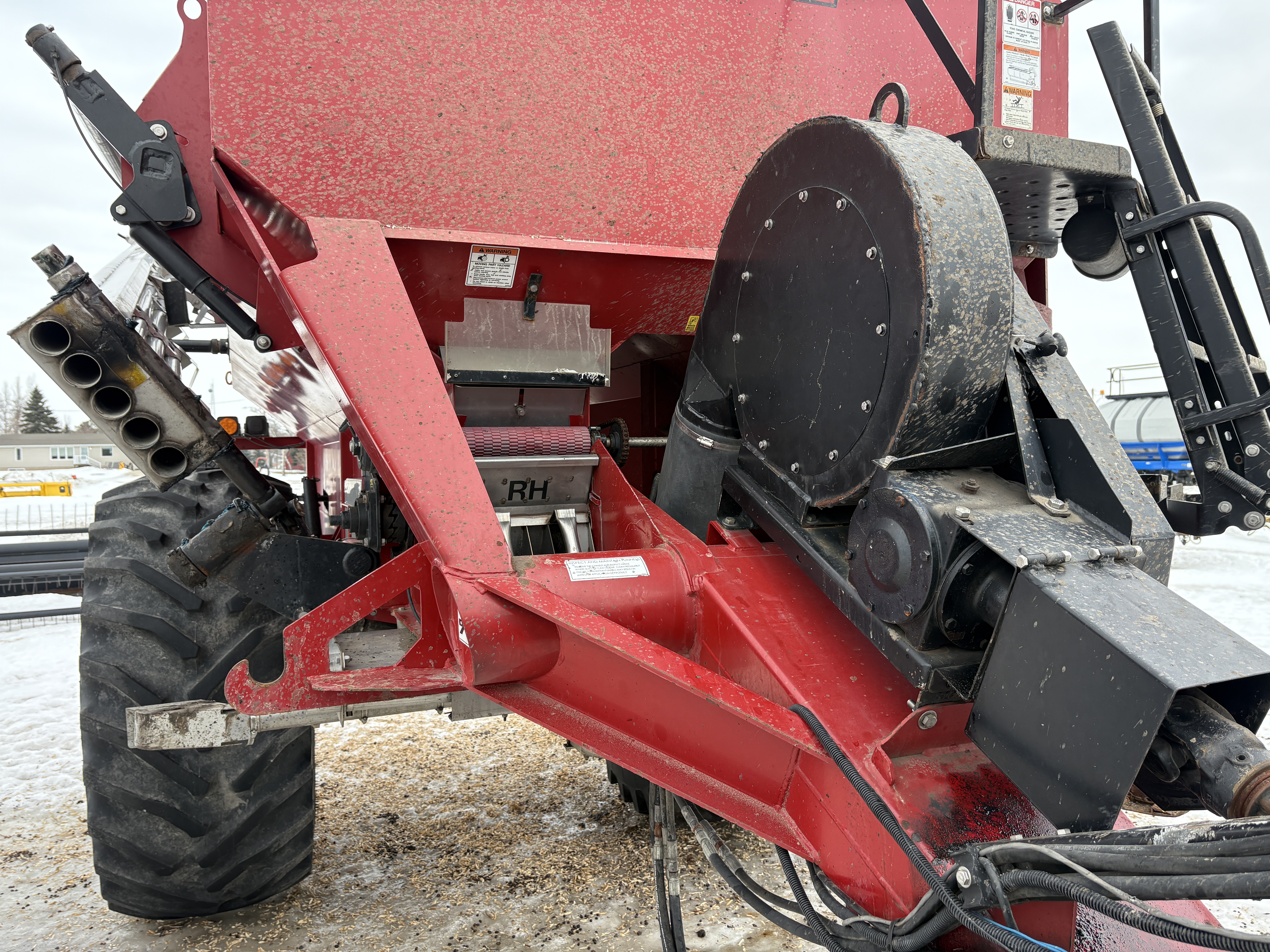 2017 Valmar 8611 Fertilizer Spreader