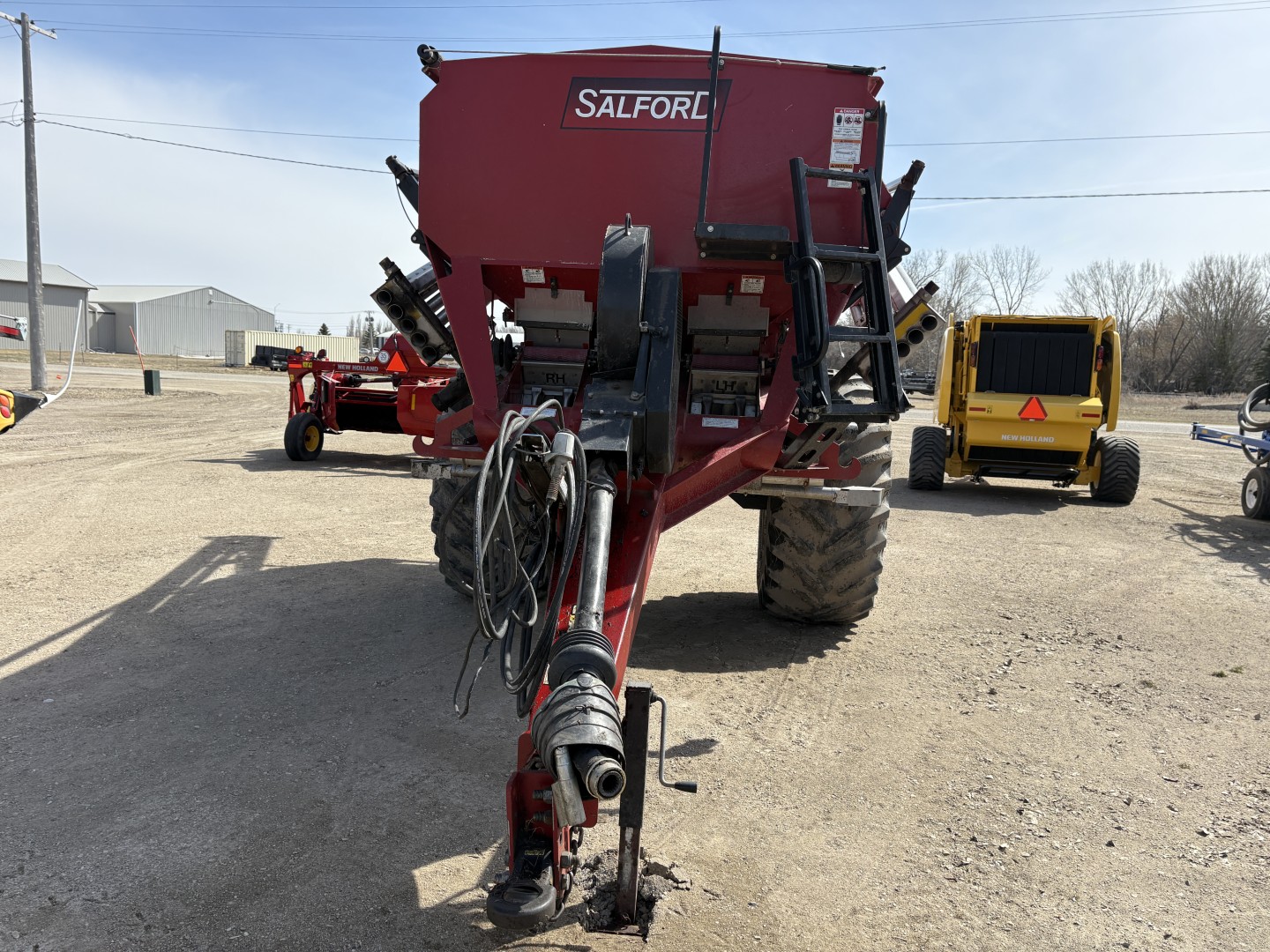 2017 Valmar 8611 Fertilizer Spreader