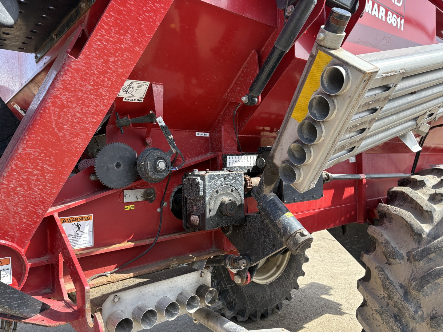 2017 Valmar 8611 Fertilizer Spreader