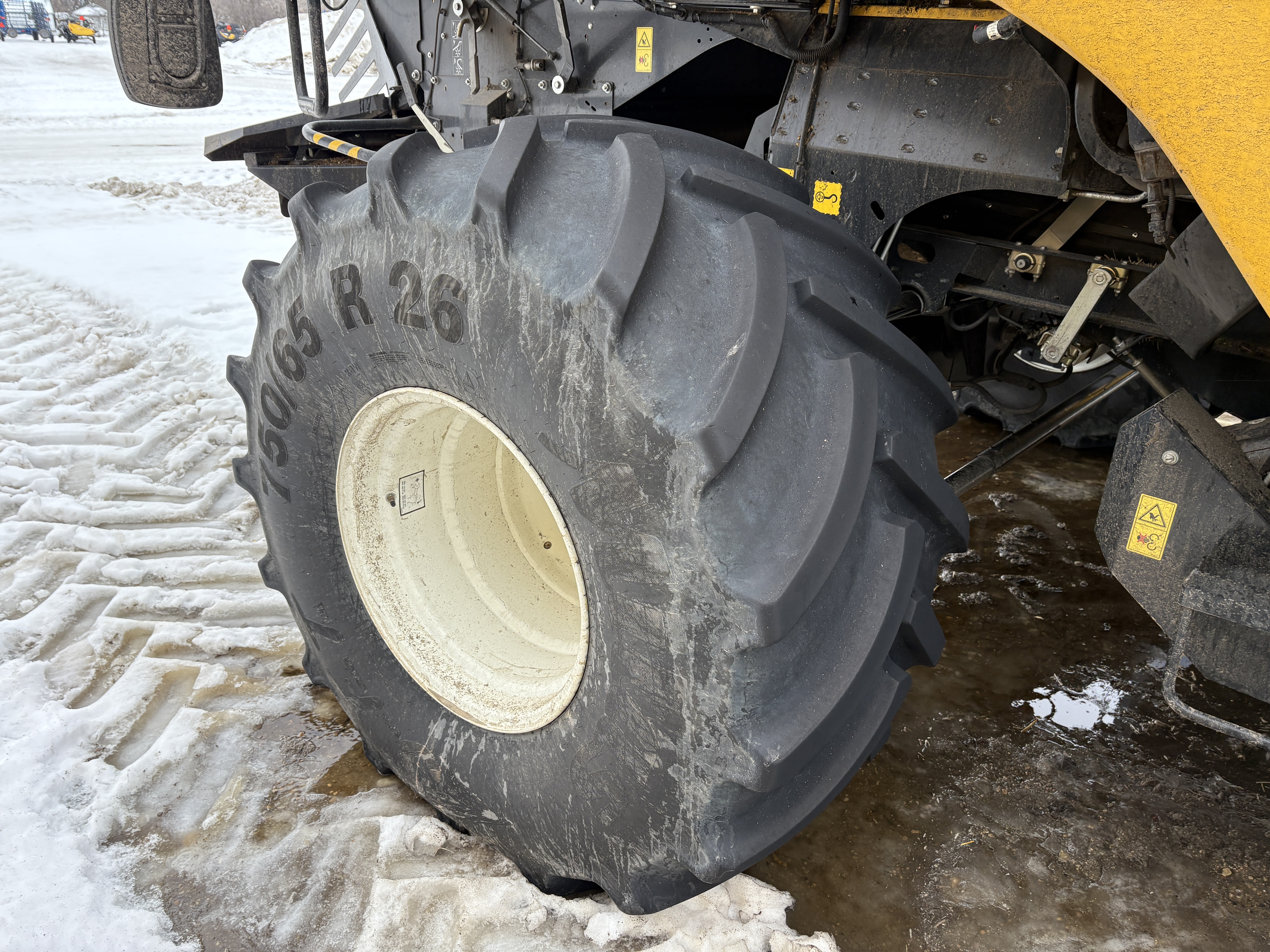 2021 New Holland CR9.90Z Combine