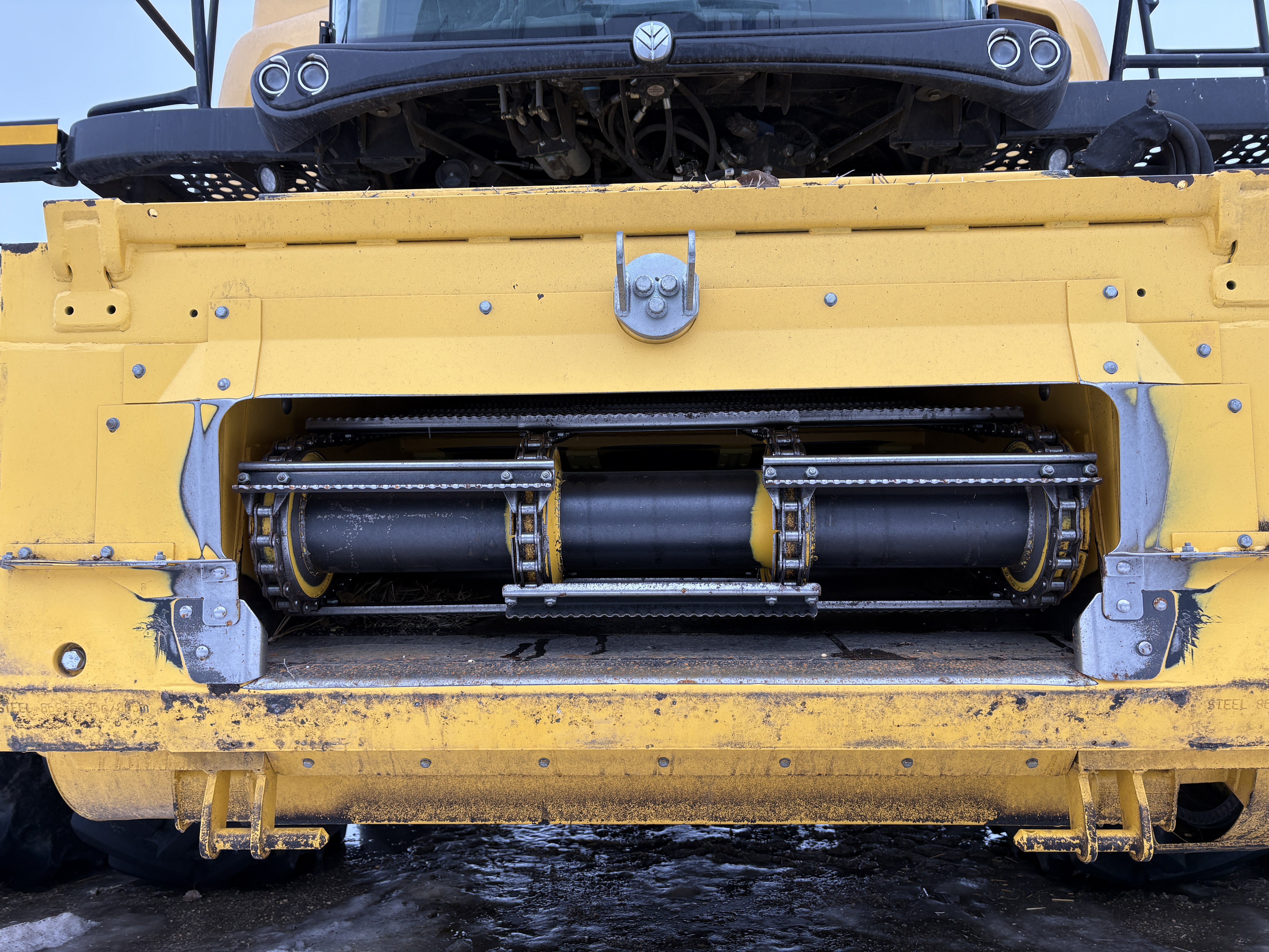 2021 New Holland CR9.90Z Combine