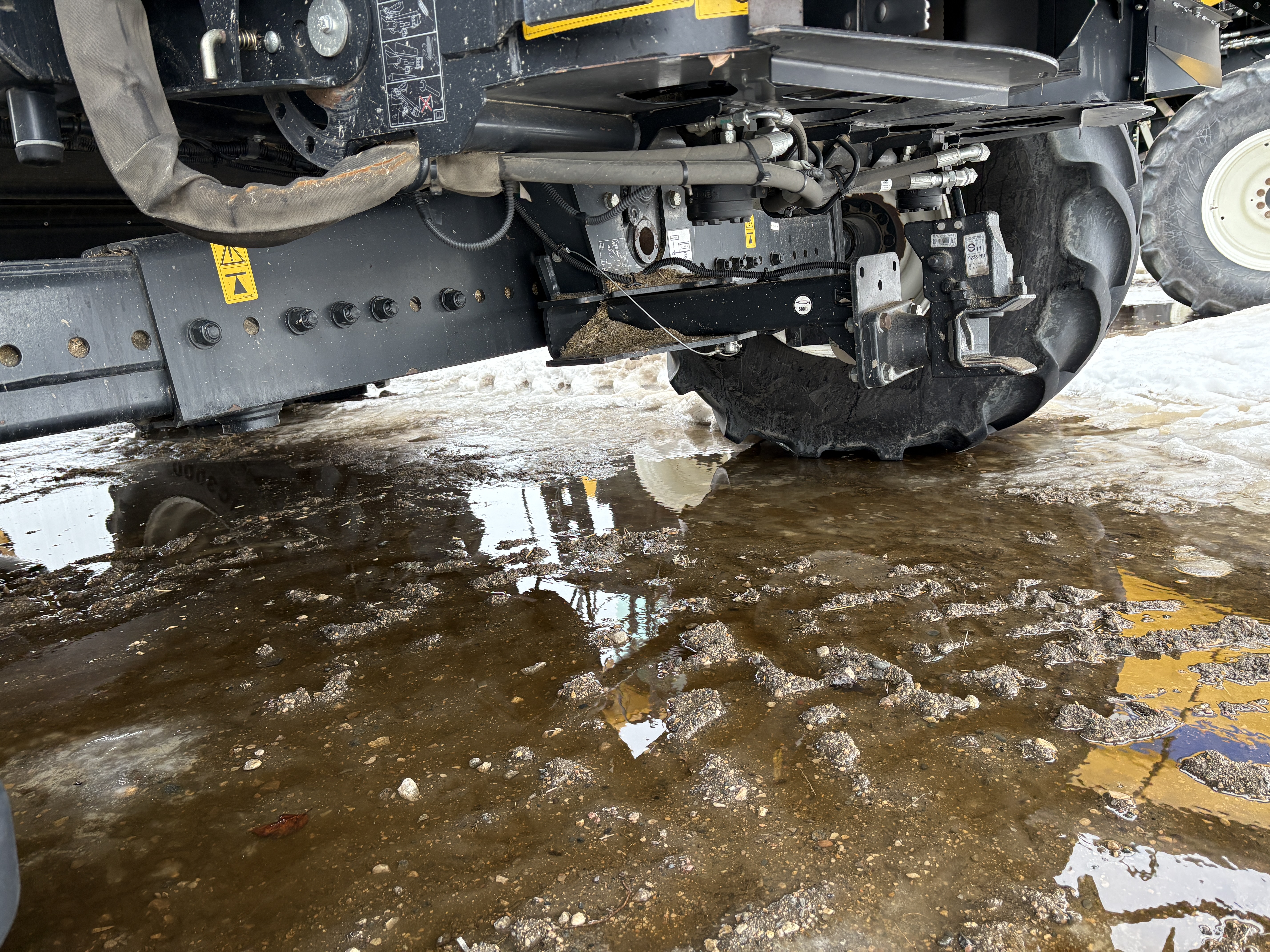 2021 New Holland CR9.90Z Combine