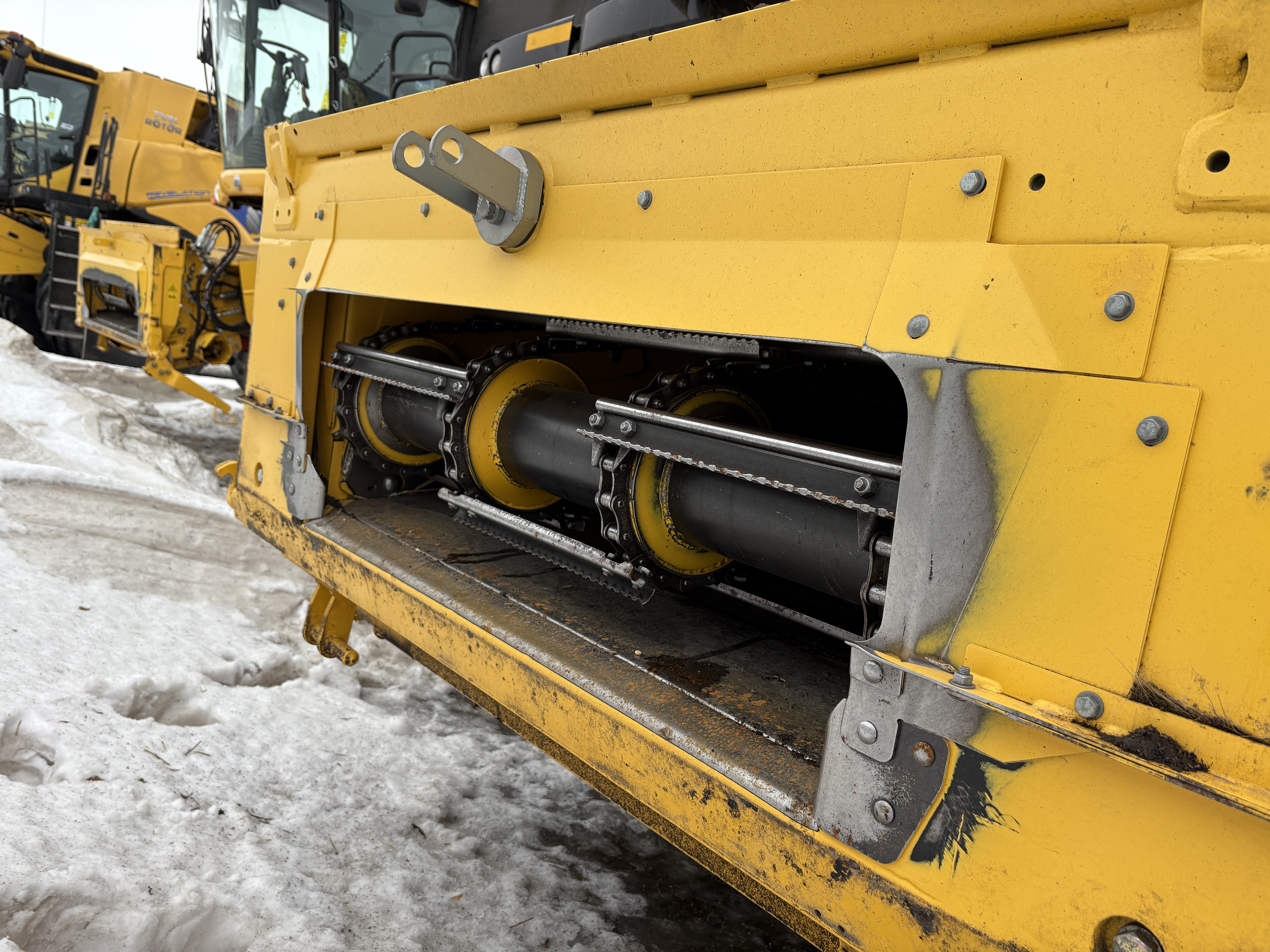 2021 New Holland CR9.90Z Combine