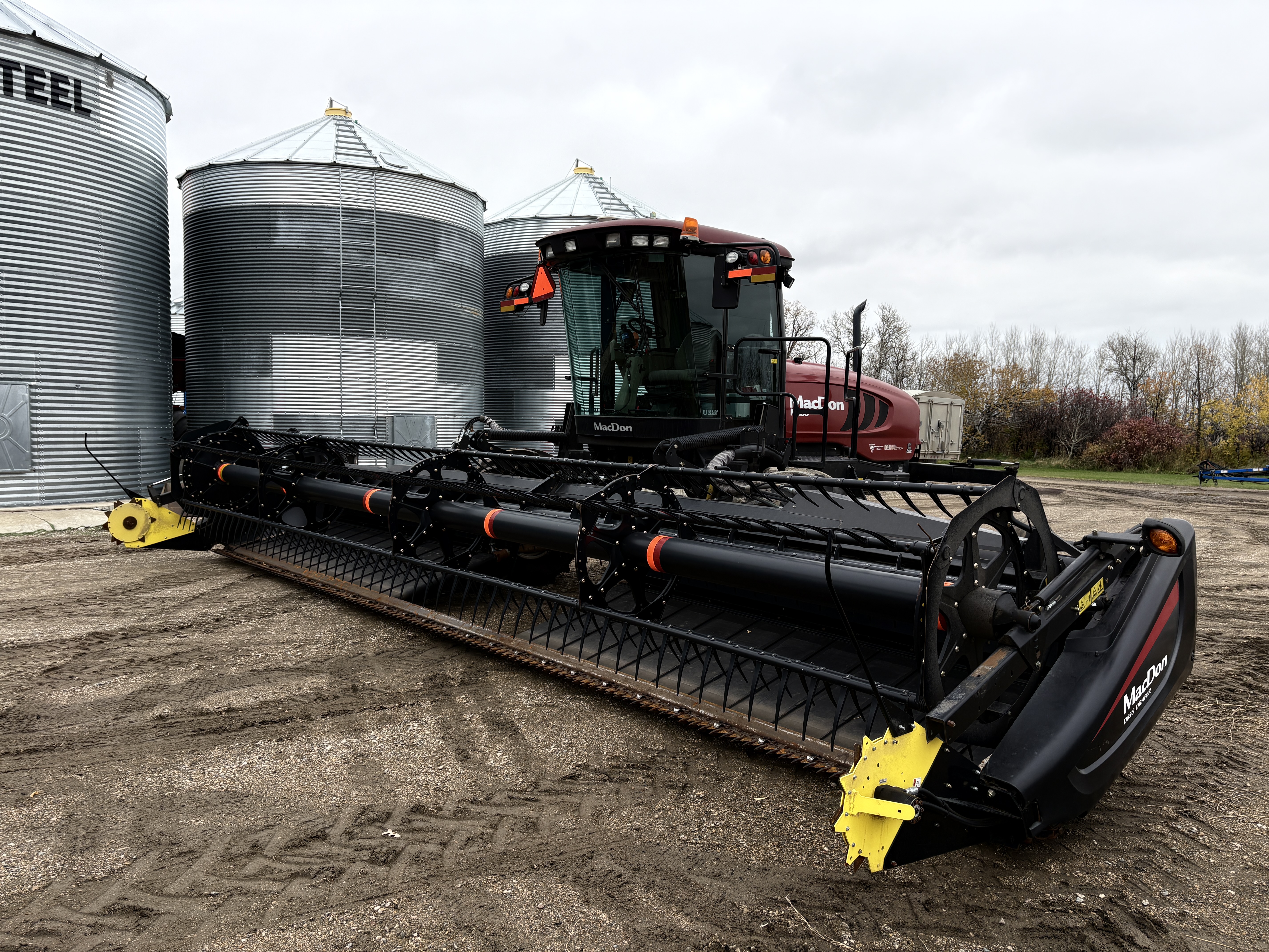 2014 MacDon M155 Windrower