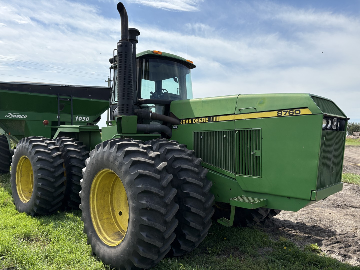 1990 John Deere 8760 Tractor 4WD