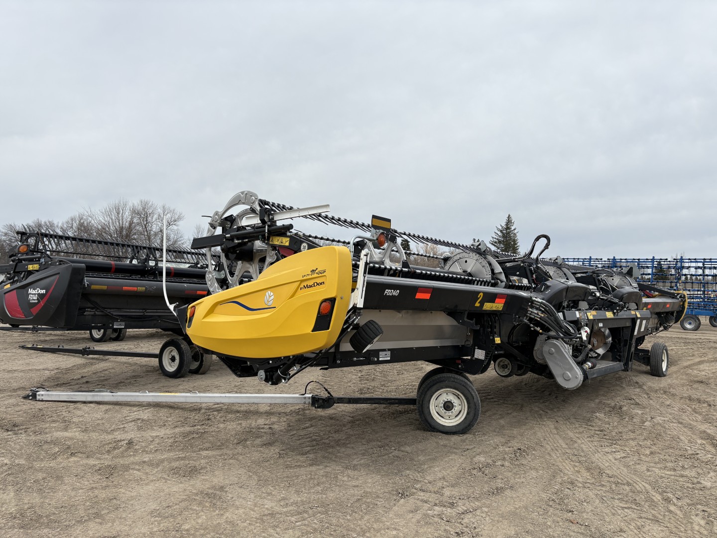 2023 MacDon FD240 Header Draper Flex