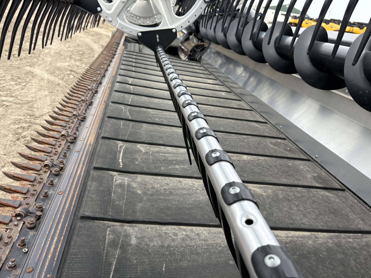 2023 MacDon FD240 Header Draper Flex