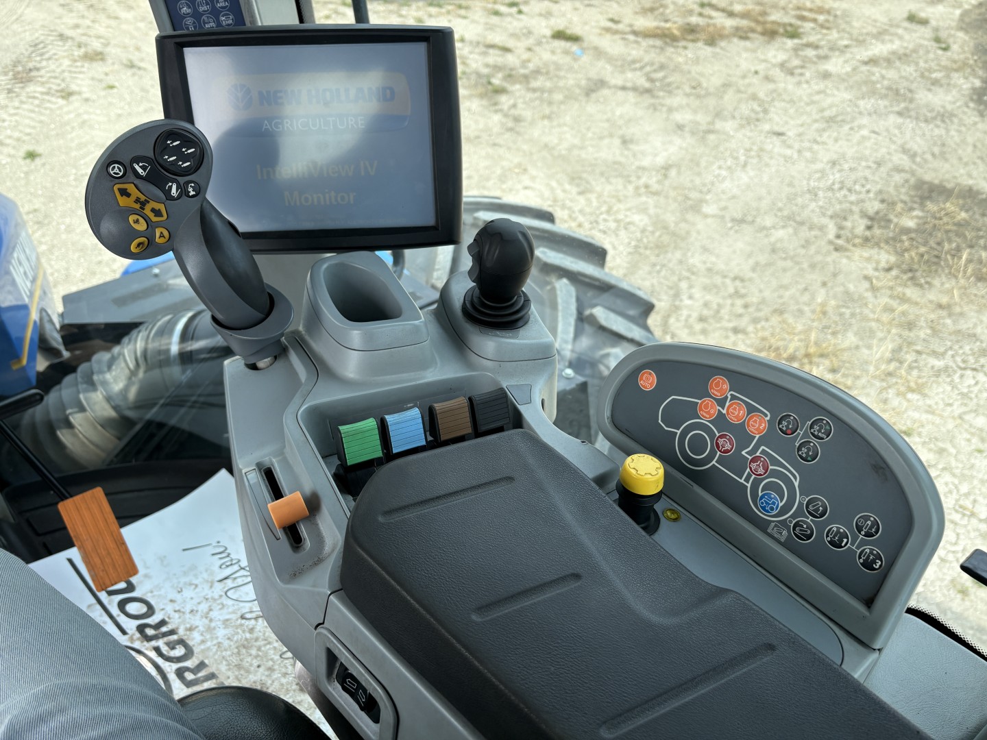 2014 New Holland T9.615 Tractor 4WD
