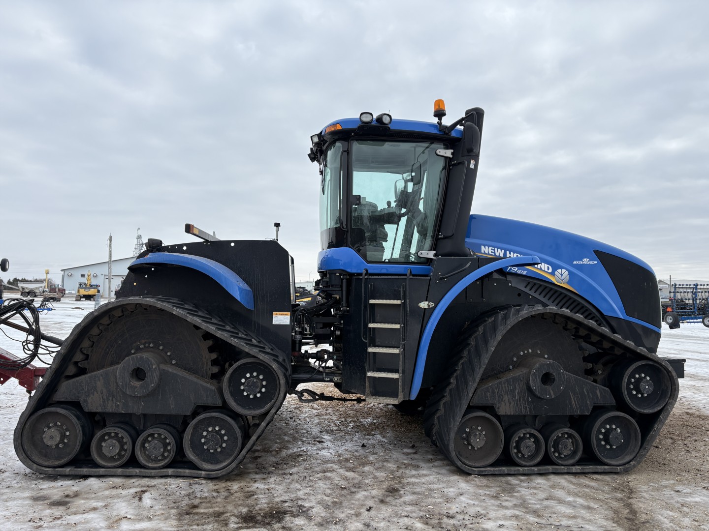 2014 New Holland T9.615 Tractor Rubber Track