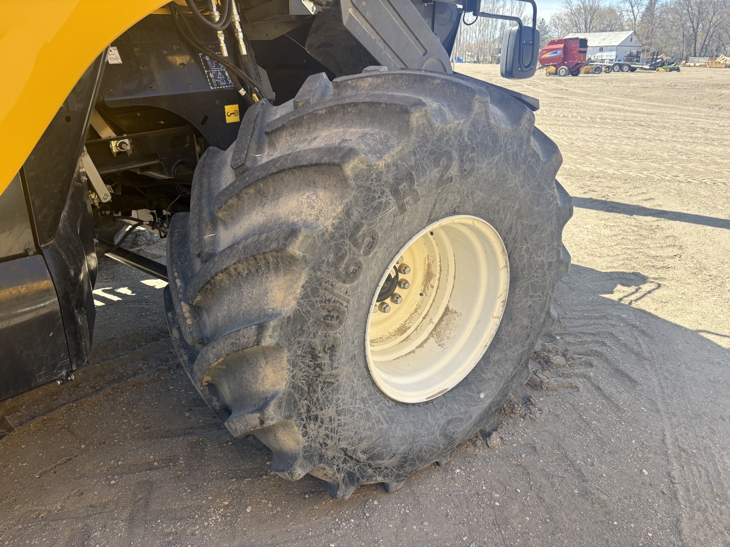 2025 New Holland CR9.90Z Combine