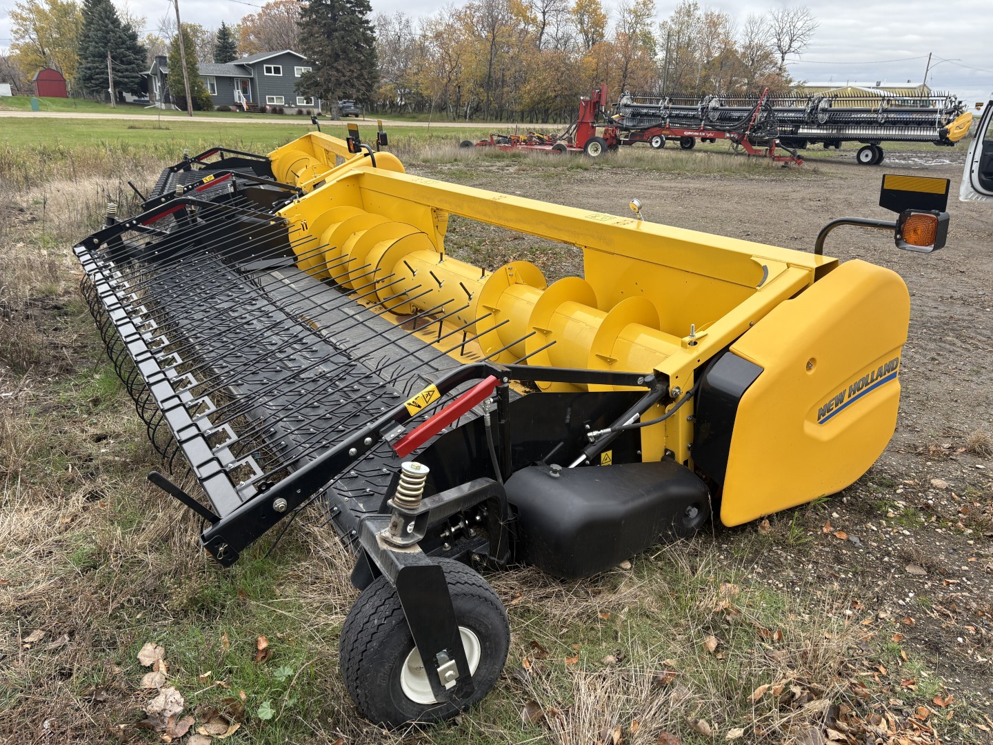 2025 New Holland 790CP Header Pickup