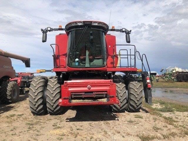 2023 Case 8250 Combine