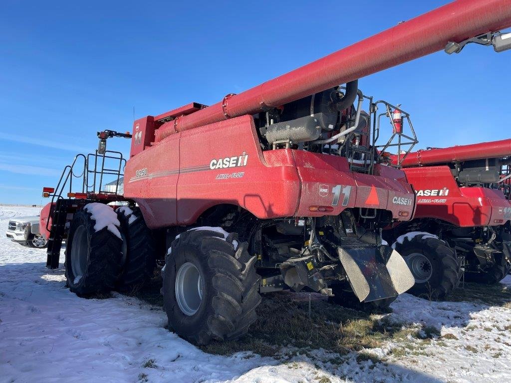 2023 Case 8250 Combine
