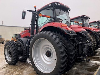 2022 Case MAG310 Tractor