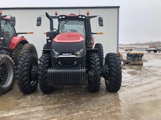 2022 Case MAG310 Tractor