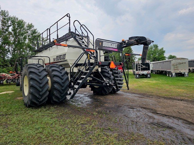 2014 Bourgault 3320-76 Seeding Tool