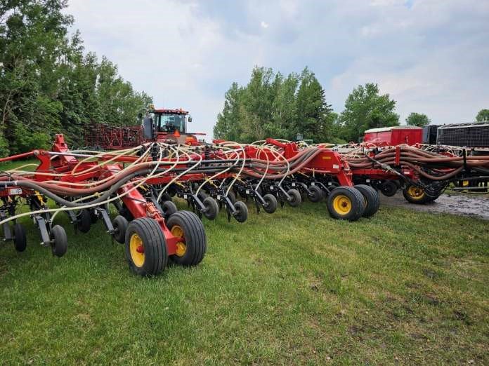 2014 Bourgault 3320-76 Seeding Tool