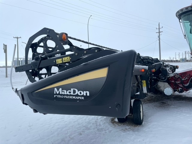 2014 MacDon FD75-40 Header Combine