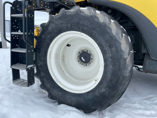 2017 New Holland CX8.80 Combine