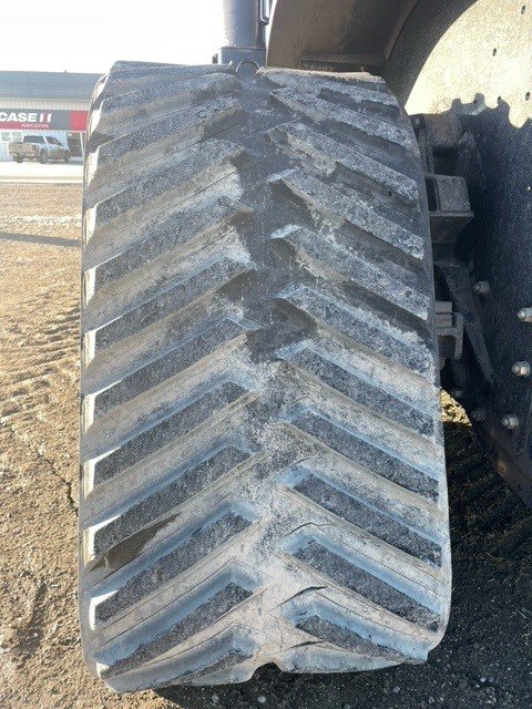 2012 New Holland T9.615Q Tractor Rubber Track