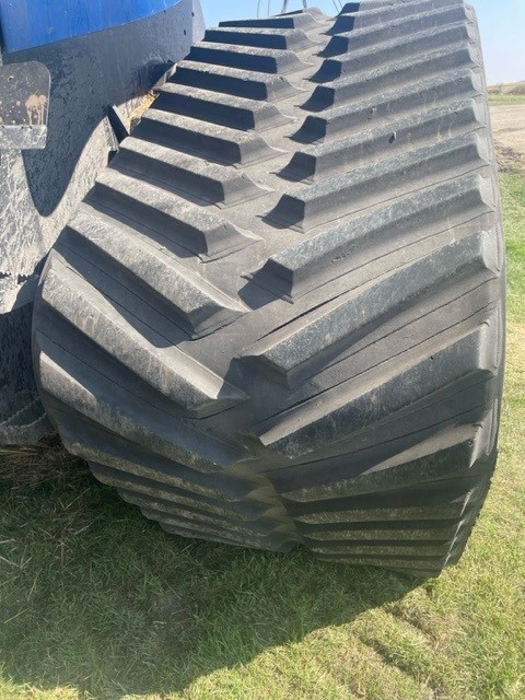 2012 New Holland T9.615Q Tractor Rubber Track