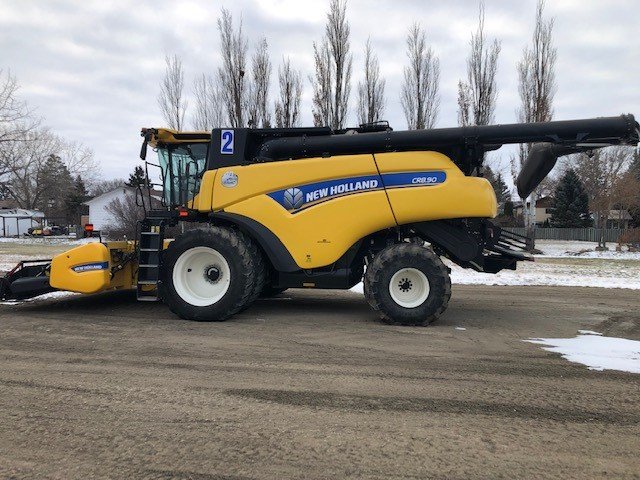 2016 New Holland CR8.90 Combine
