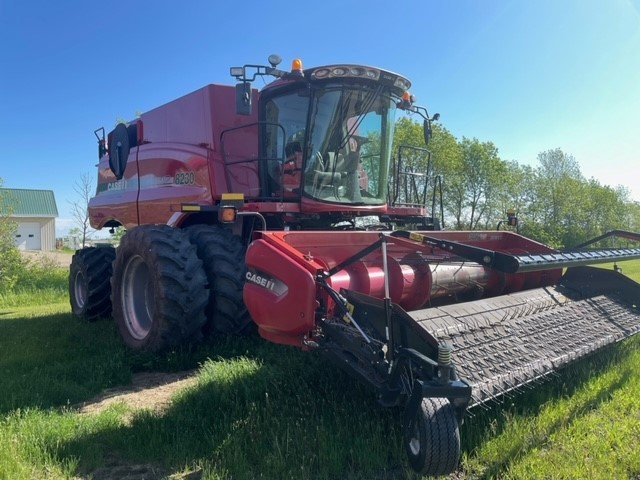 2014 Case 8230 Combine