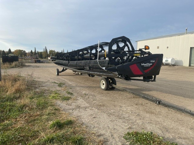 2022 MacDon FD140 Header Combine