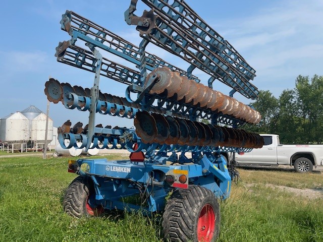 2013 Misc GIGANT 10 Row Crop Tillage