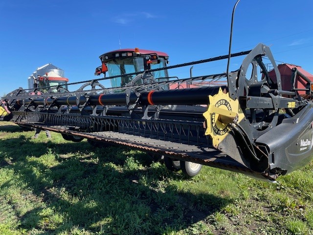 2015 MacDon M155 Windrower