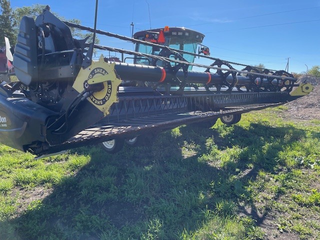 2015 MacDon M155 Windrower