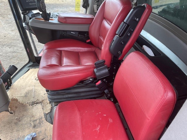 2016 Case 8240 Combine