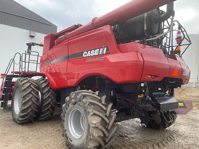 2016 Case 8240 Combine
