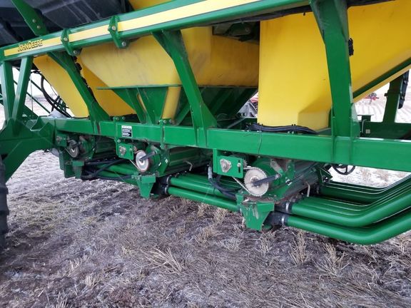 2009 John Deere 1870 Air Seeder