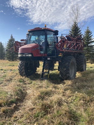 2010 Case IH 3330 Sprayer/High Clearance