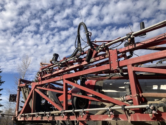 2010 Case IH 3330 Sprayer/High Clearance