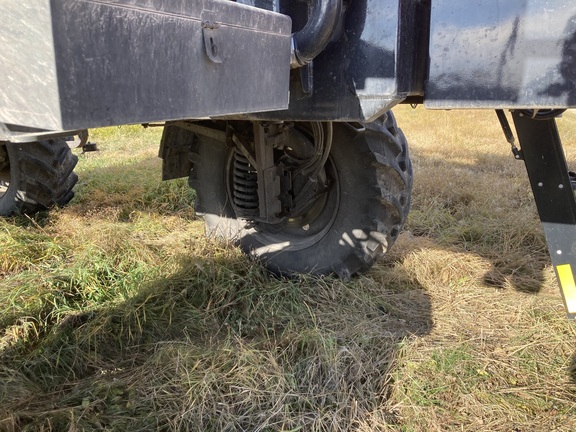 2010 Case IH 3330 Sprayer/High Clearance