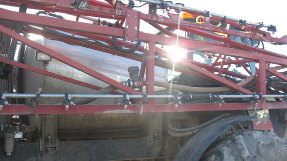 2010 Case IH 3330 Sprayer/High Clearance