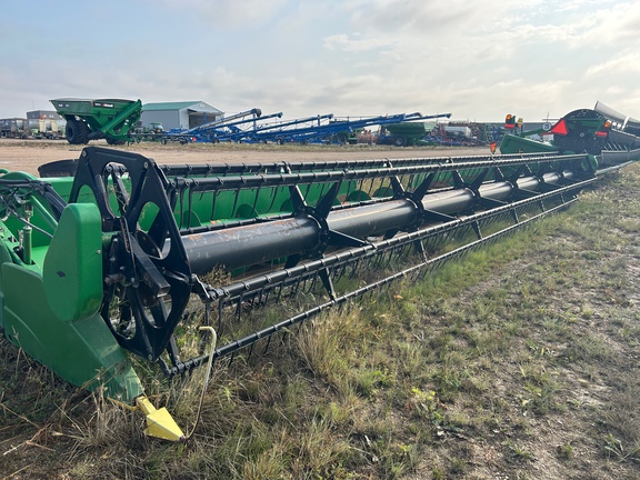 2005 John Deere 635F Header Combine